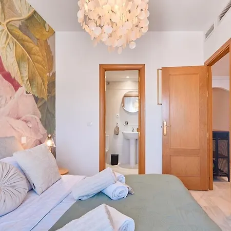 Old Town Penthouse - By Welcomely Appartement *