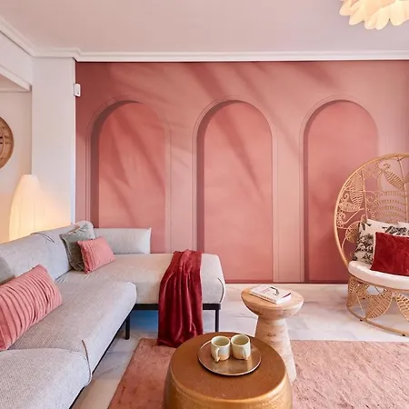 Old Town Penthouse - By Welcomely *