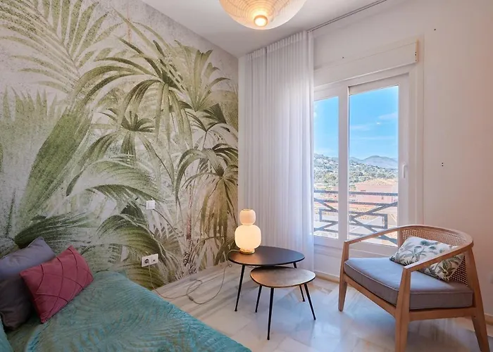 Old Town Penthouse - By Welcomely