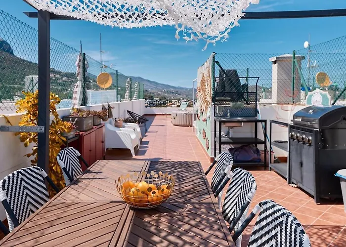 Old Town Penthouse - By Welcomely アパート