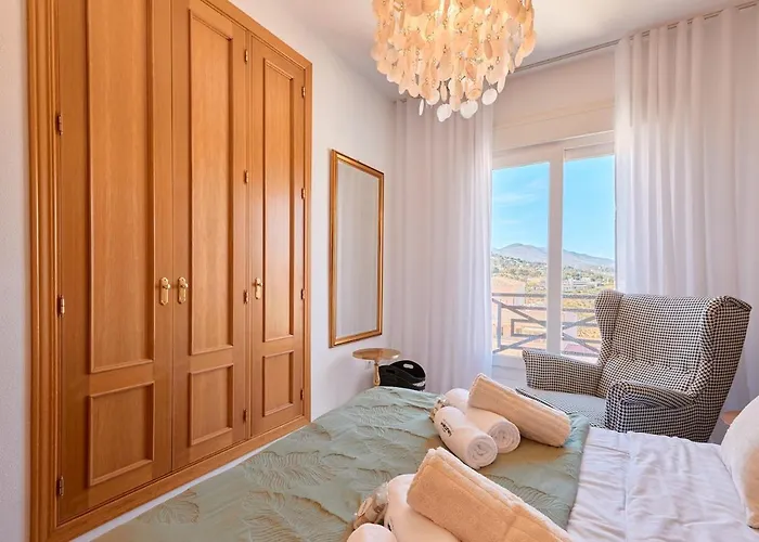 Old Town Penthouse - By Welcomely アパート